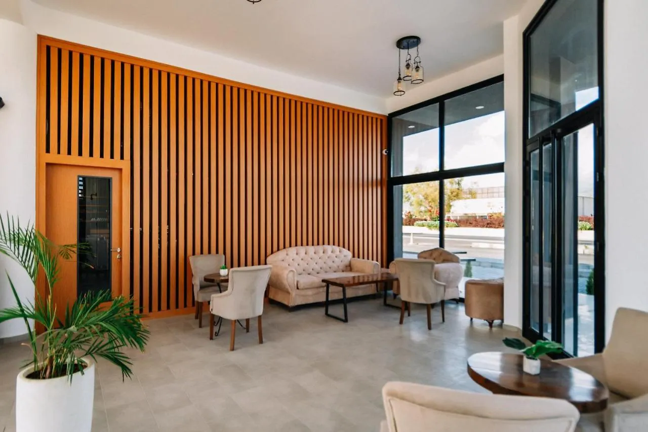 Cezar'S Airport Hotel Nicosia