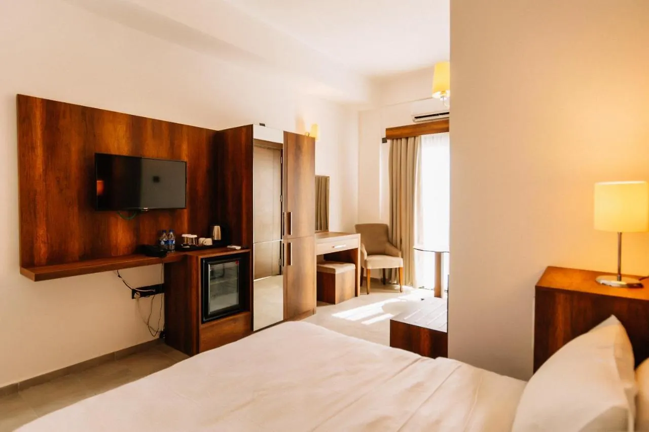Cezar'S Airport Hotel Nicosia 3*,