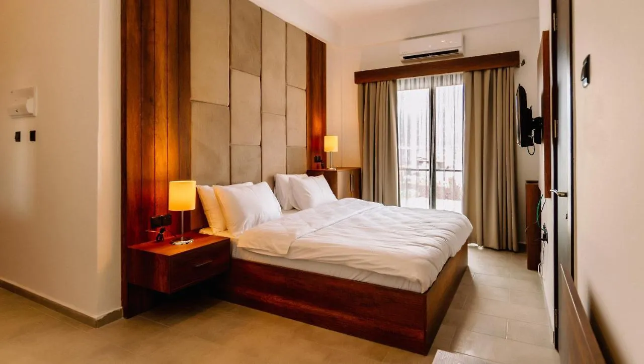 Cezar'S Airport Hotel Nicosia
