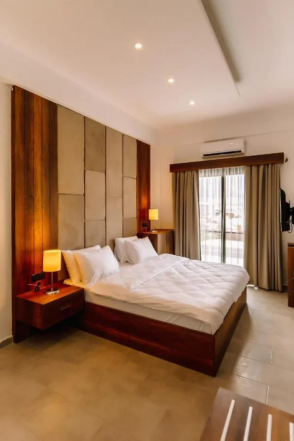Cezar'S Airport Hotel Nicosia Cyprus